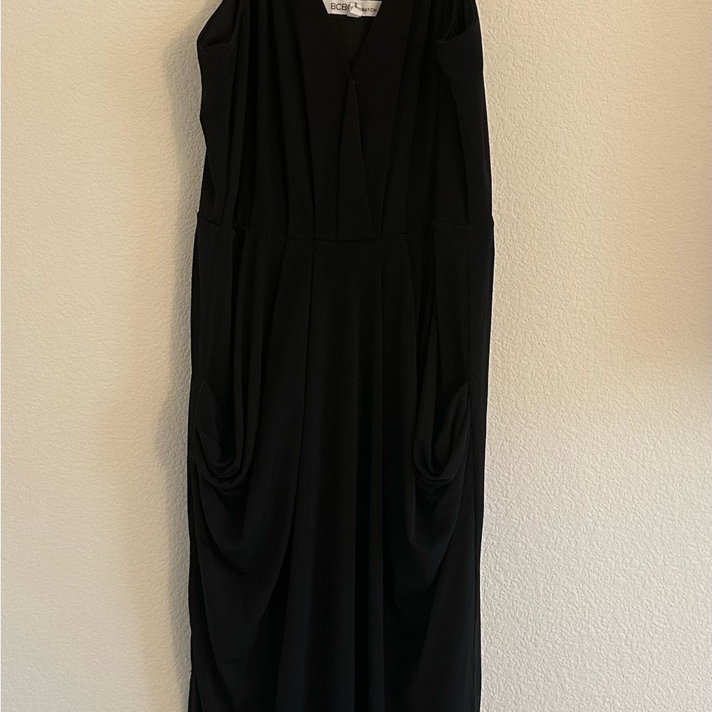 BCBGeneration Elegant Black Midi Dress
